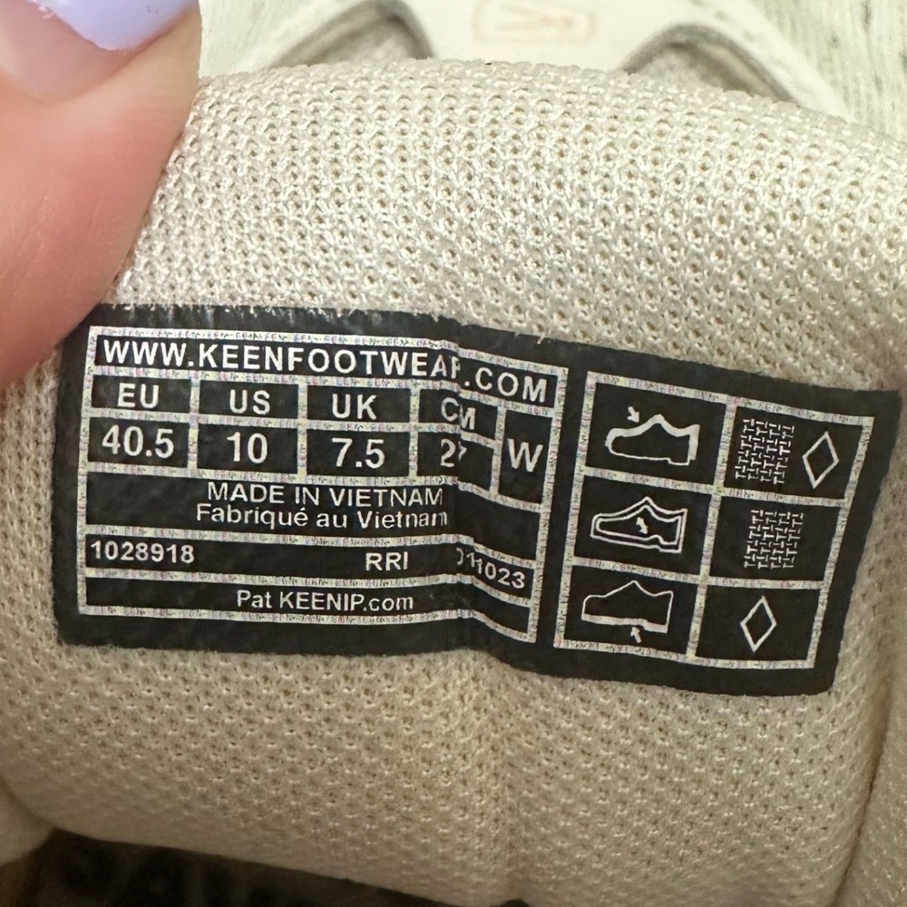 KEEN | Women's WK400 Cream Tan Sage Green Walking Shoes, Size 10 - Picture 7 of 7